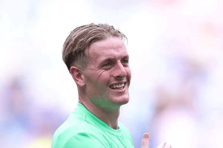 英格兰队将, 竞争, 岁的皮克福 英格兰队将, 竞争, 岁的皮克福