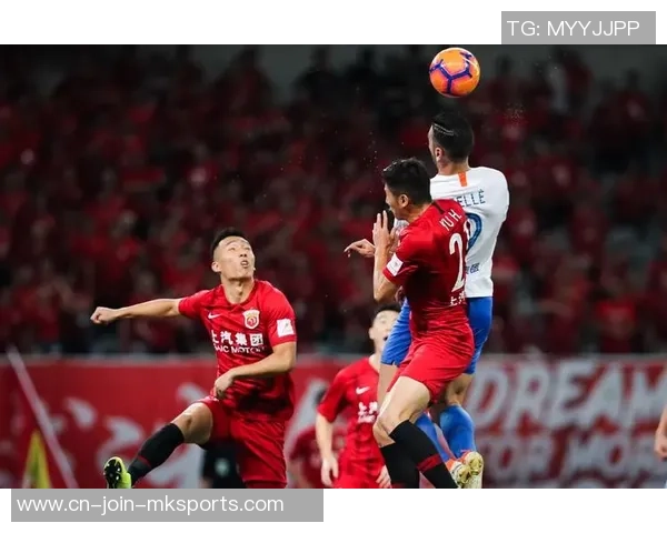 腾讯体育直播广岛三箭对决上海上港精彩赛事回顾与分析